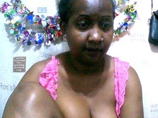 צ'אט וידאו ארוטי Sylivinaahh