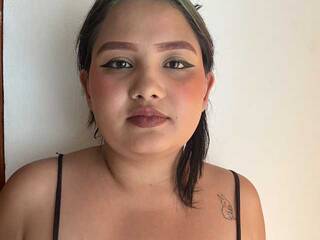 צ'אט וידאו ארוטי taliaecheverr