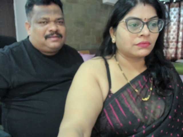 תמונות tarivishu23 #bibboobs #bigass #indian #couple #milf #glasses #tatoo #bbw #housewife #hindi #bbw #curvy#desi