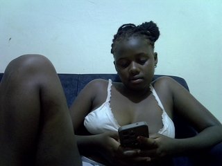 צ'אט וידאו ארוטי Tashacute