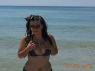 צ'אט וידאו ארוטי tattiwhite