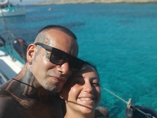 צ'אט וידאו ארוטי TattooedCouple