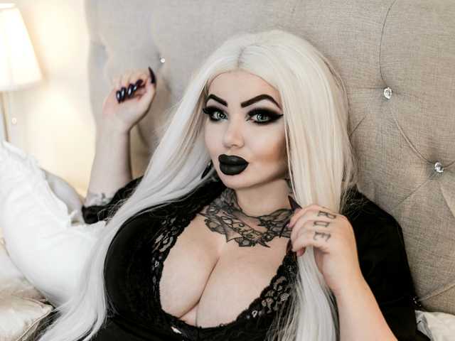 צ'אט וידאו ארוטי SavageQueen