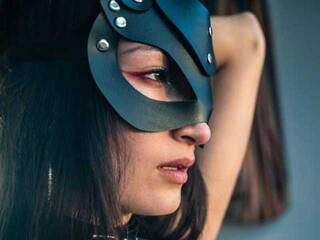 צ'אט וידאו ארוטי tayylordream