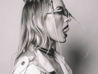 צ'אט וידאו ארוטי technobabe