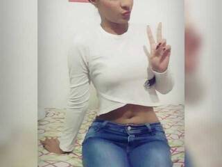 צ'אט וידאו ארוטי ThaisParker1