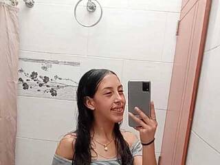 צ'אט וידאו ארוטי tharastiffler