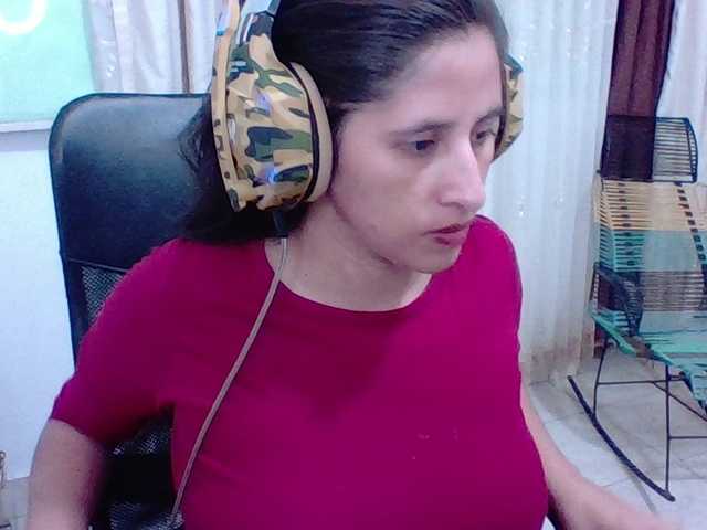 צילומי מסך משודרים thelesbianhot
