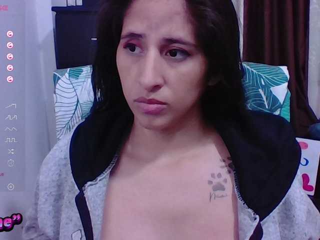 צילומי מסך משודרים thelesbianhot