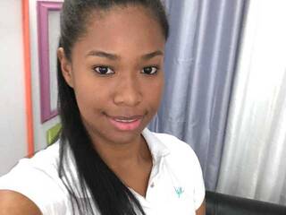 צ'אט וידאו ארוטי Thisis-Milly