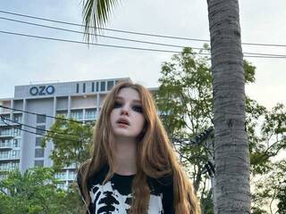 צ'אט וידאו ארוטי ThreeHannahhh