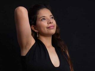 צ'אט וידאו ארוטי TiffannyMiller