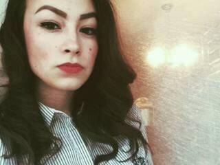 צ'אט וידאו ארוטי tiffanyem