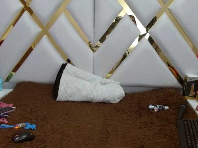 צילומי מסך משודרים TiffanyMoore