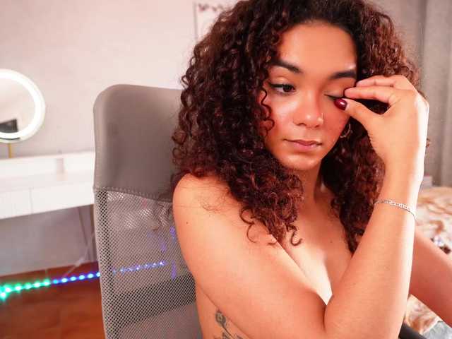 צילומי מסך משודרים TinaTaylor