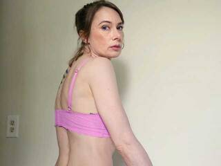 צ'אט וידאו ארוטי TinkerHell