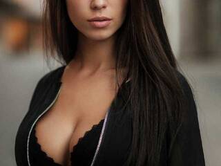 צ'אט וידאו ארוטי Tiny-Pole