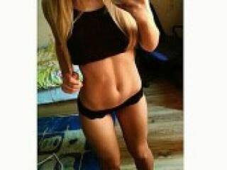 צ'אט וידאו ארוטי tiny24