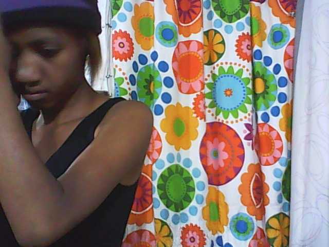 צילומי מסך משודרים tinychloe