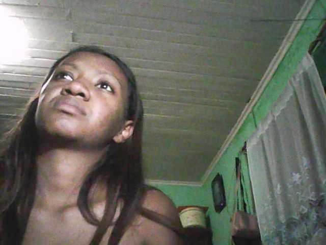 צילומי מסך משודרים tinychloe