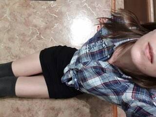 צ'אט וידאו ארוטי TinyJane