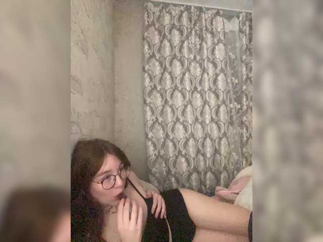 צילומי מסך משודרים TinyKittenMeow