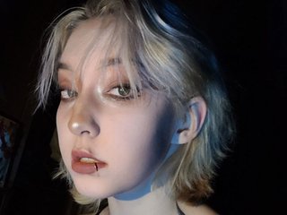 צ'אט וידאו ארוטי tinymia