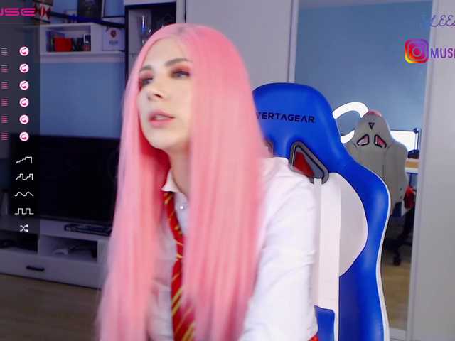 צילומי מסך משודרים sleepy_moon