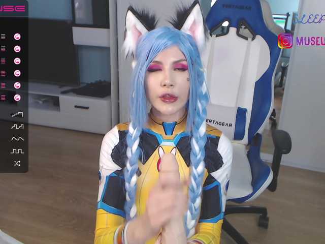 צילומי מסך משודרים sleepy_moon