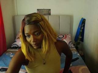 צ'אט וידאו ארוטי torymegan