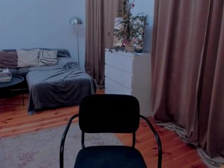 צ'אט וידאו ארוטי ToxicBlonde