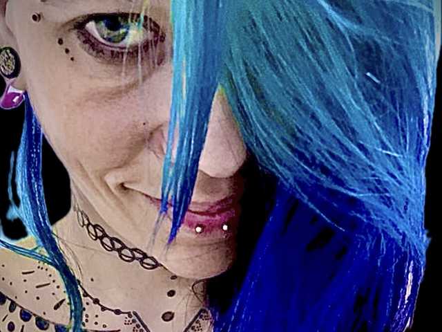 תמונה של הפרופיל ToxicDoll
