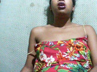 צ'אט וידאו ארוטי TriciaBella