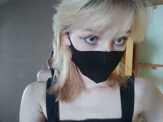 צ'אט וידאו ארוטי trickycat