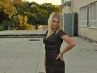 צ'אט וידאו ארוטי tristanka