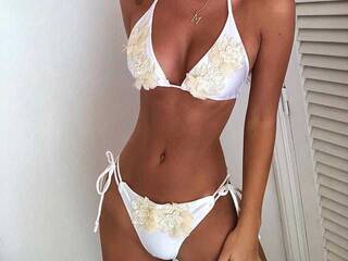 צ'אט וידאו ארוטי TRIXIE19