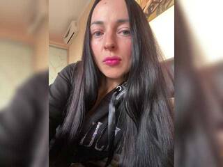 צ'אט וידאו ארוטי SexxxBaby999