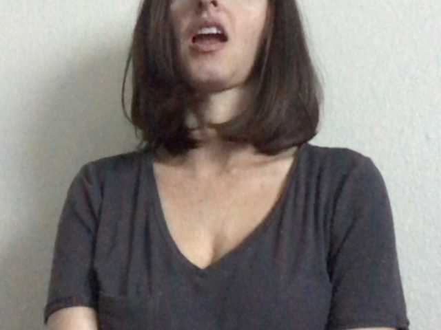 צילומי מסך משודרים uniquebrunett