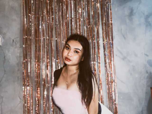 תמונה של הפרופיל Urlovelypinayxx