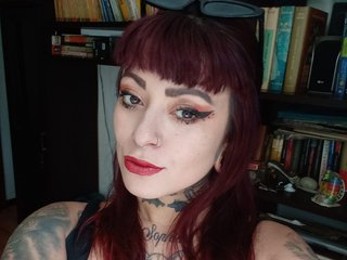 צ'אט וידאו ארוטי UrsulaBeaumont