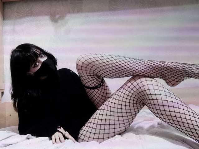 תמונה של הפרופיל ursweetwaifu1