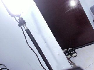 צ'אט וידאו ארוטי Valentina-tiny