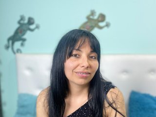 צ'אט וידאו ארוטי Valentinagiraldo20