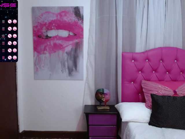 תמונות Valentinax6 Hi guys welcome to my room im new model in here complette my first goal and enjoy the show #latina #sexy #brunette #dildo #naked #fuck