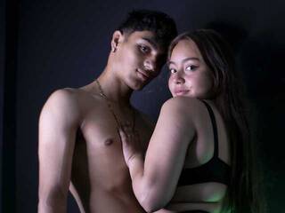 צ'אט וידאו ארוטי ValerianMateo