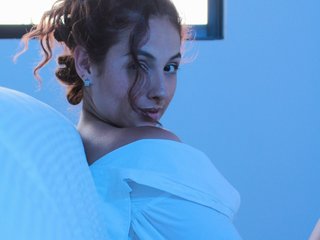 צ'אט וידאו ארוטי valeriia25