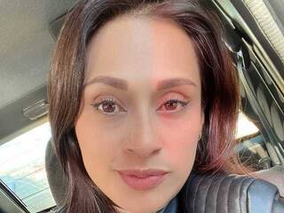 צ'אט וידאו ארוטי valery181