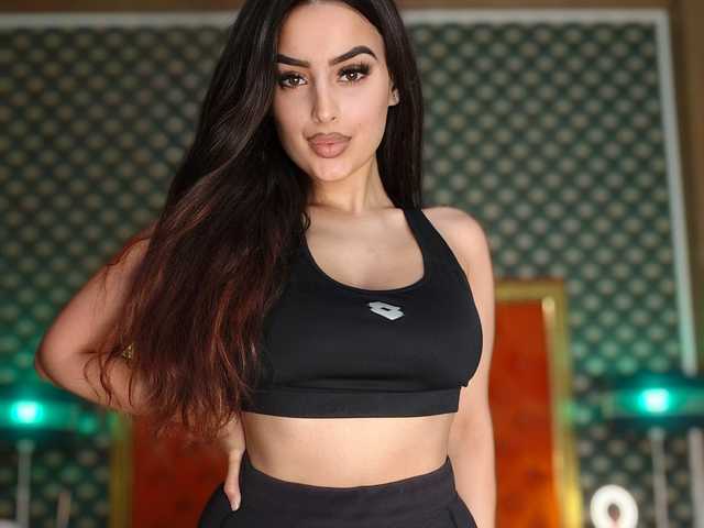 תמונה של הפרופיל -VALERIIAA-