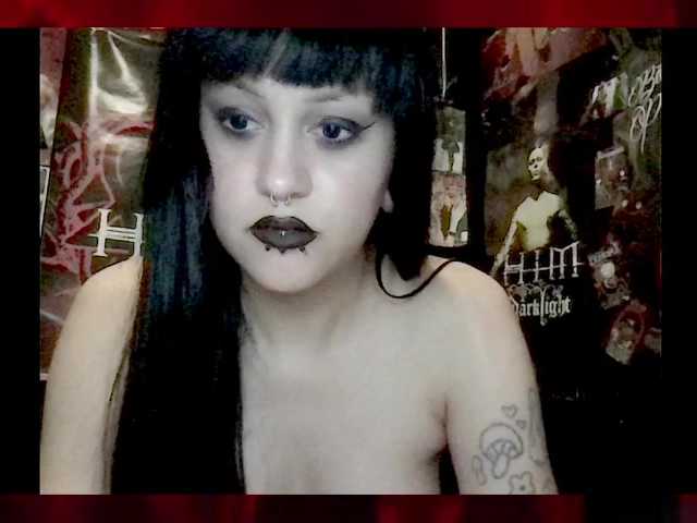 צילומי מסך משודרים vampirevixen