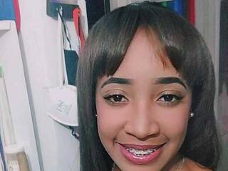 צ'אט וידאו ארוטי vanelope-miller